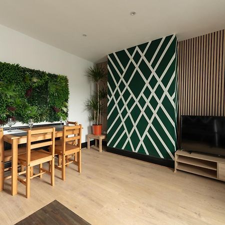 Lovely 2-Bed Apartment In Blackpool Secret House Eksteriør billede